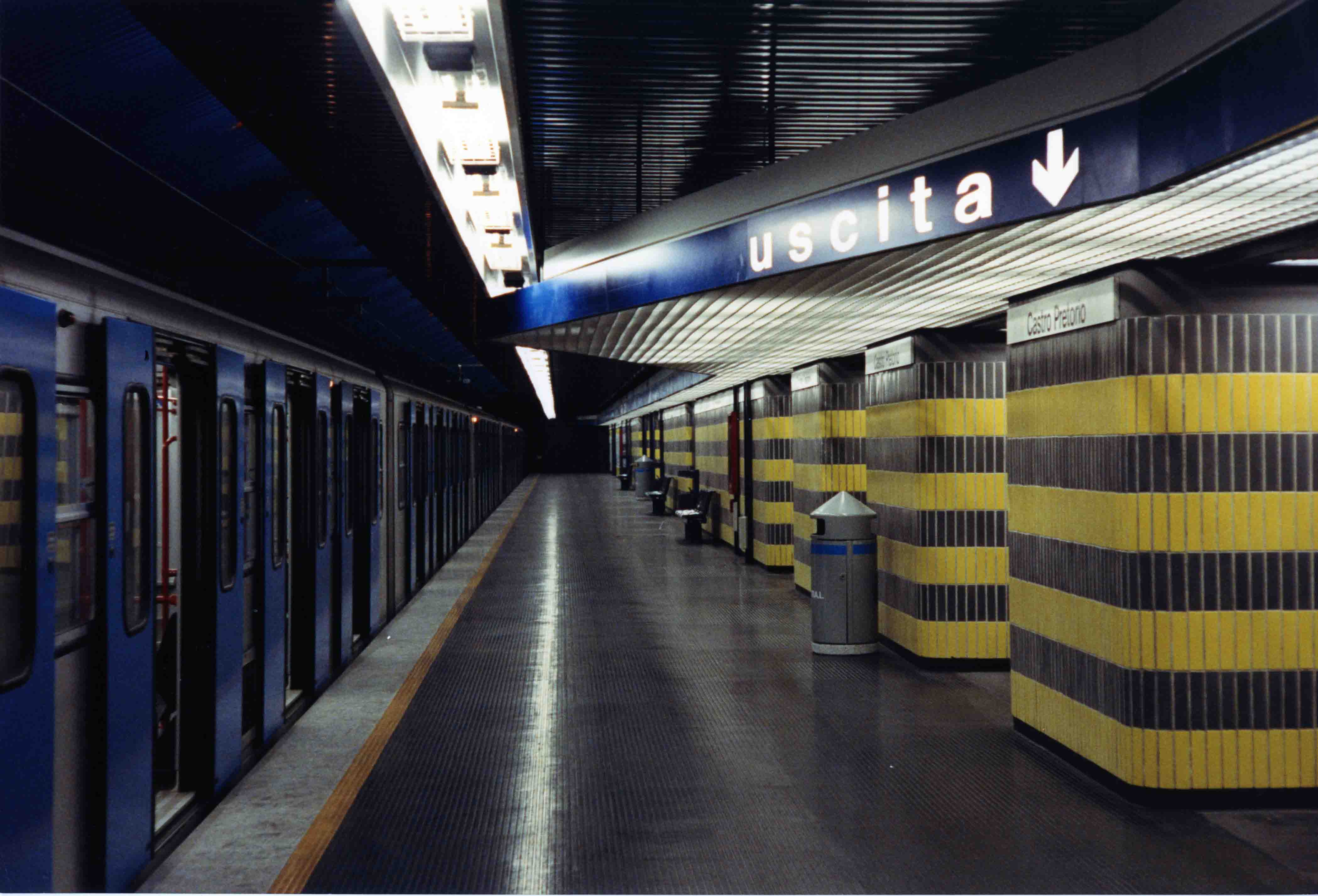 Metropolitana Di Roma Linea B Tratta Termini Rebibbia – Italia 07 ...